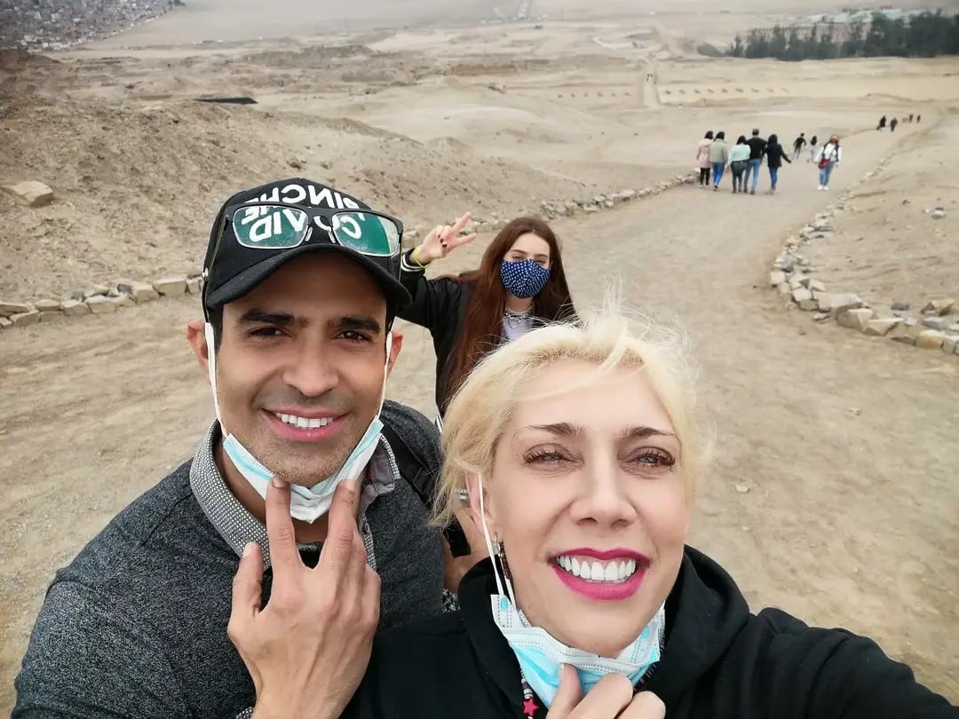 Cynthia Klitbo y Juan Vidal