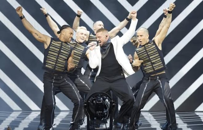 Ricky Martin se presenta en los MTV VMAs 2025