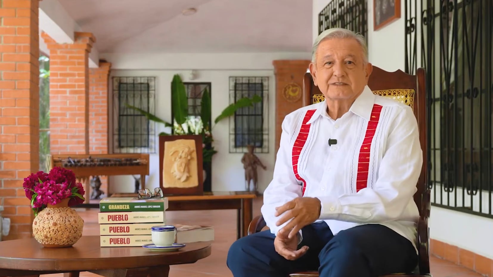 “No es derecha, es neofascismo”: AMLO lanza crítica por las noticias falsas