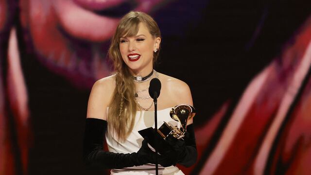 Taylor Swift, ganadora al Álbum del año en los Grammy 2024