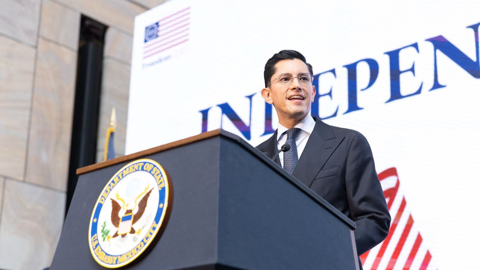 Velasco destaca los lazos históricos entre México y Estados Unidos en el aniversario 250 de la Independencia