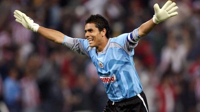 Oswaldo Sánchez en su etapa con Chivas.