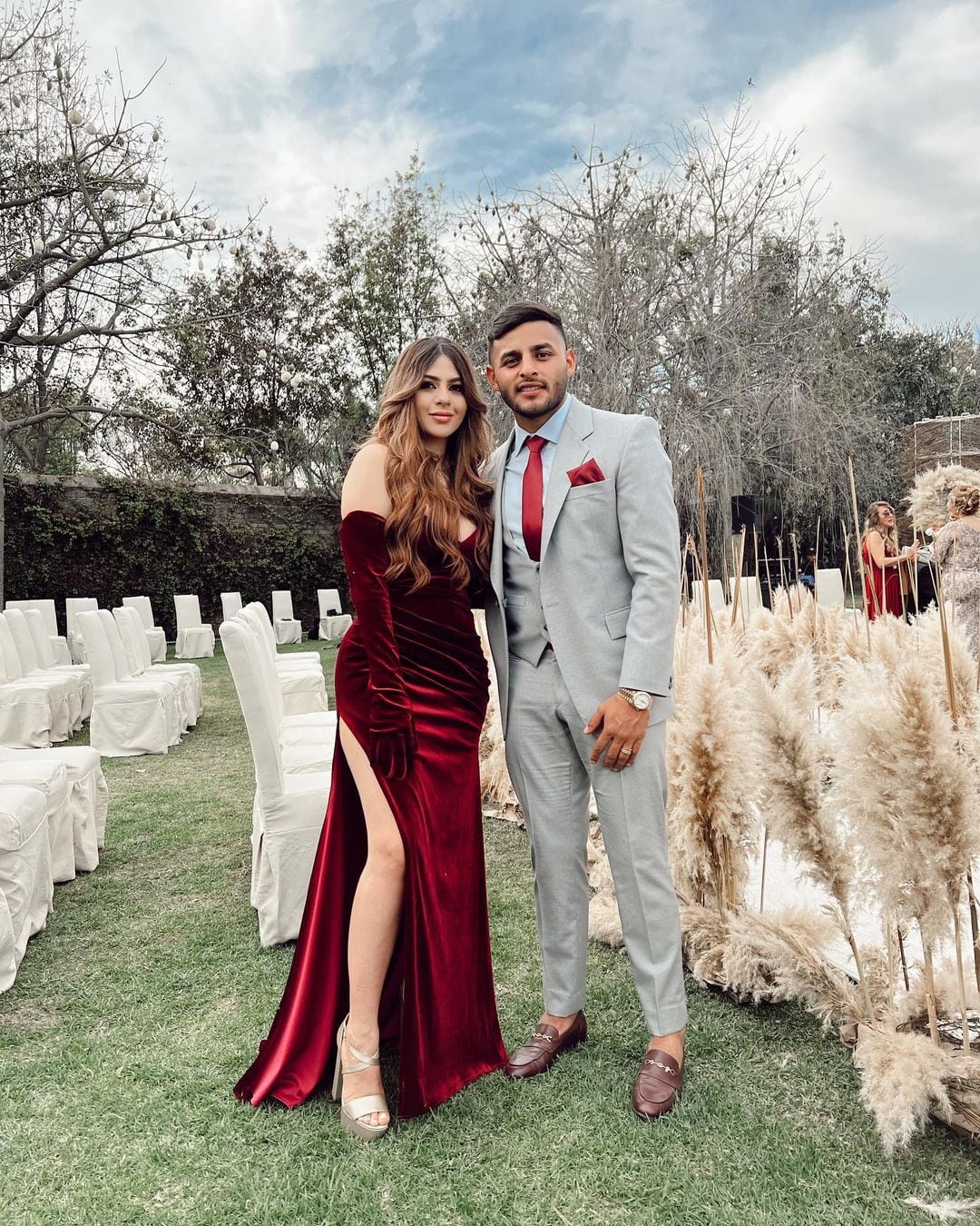 Alexis de la Vega y su esposa Paula González.