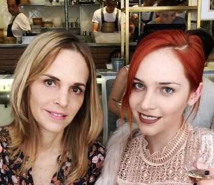 Minnie West y Amparo Serrano