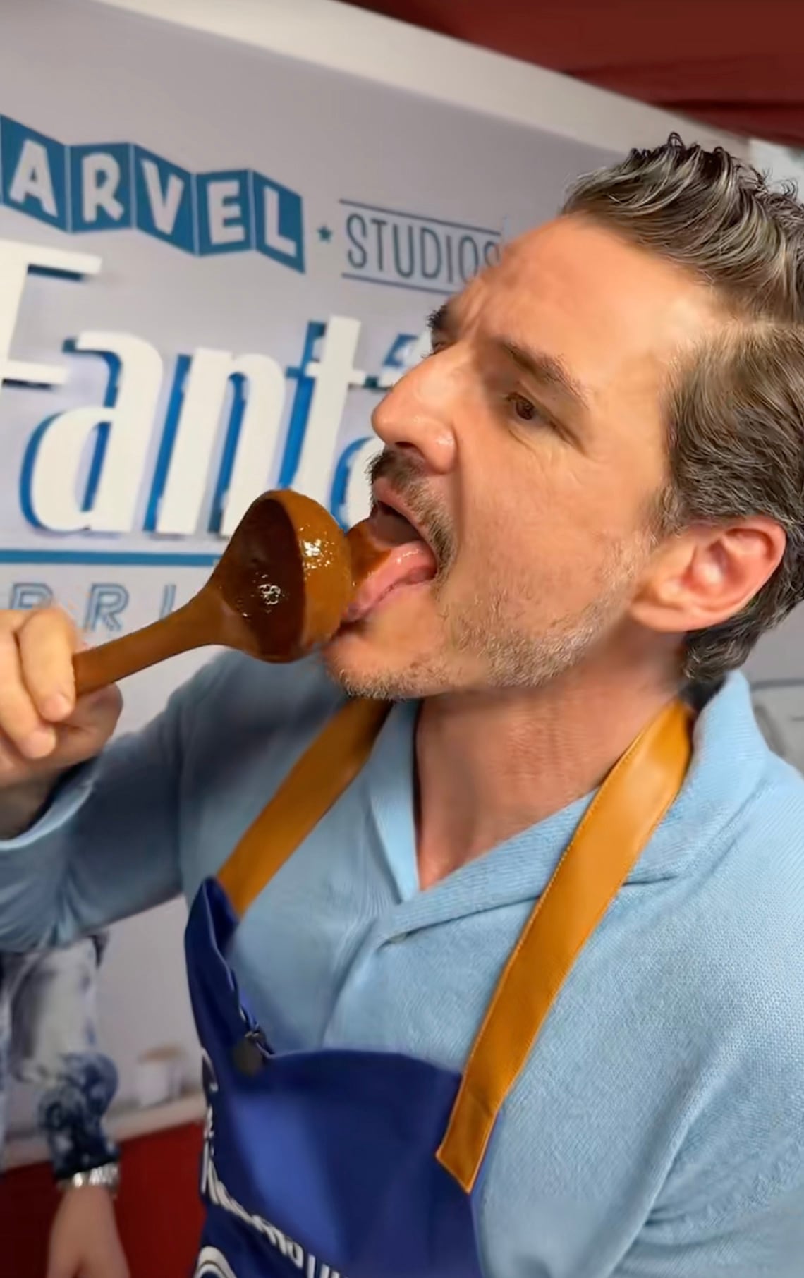 Robe Grill, Pedro Pascal y el elenco de Los 4 Fantásticos: Primeros pasos preparan mole