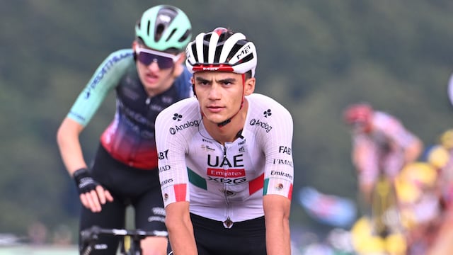 Isaac del Toro superó una caída para pelear la Etapa 15 y subir posiciones en el Tour de Francia 2026