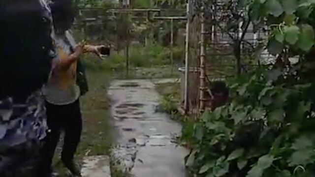 Mujer enjaulada en Coatzacoalcos