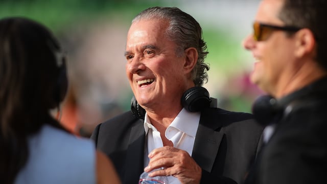 Raúl Orvañanos genera risas al llamar AZ Alzheimer al equipo de Mateo Chávez