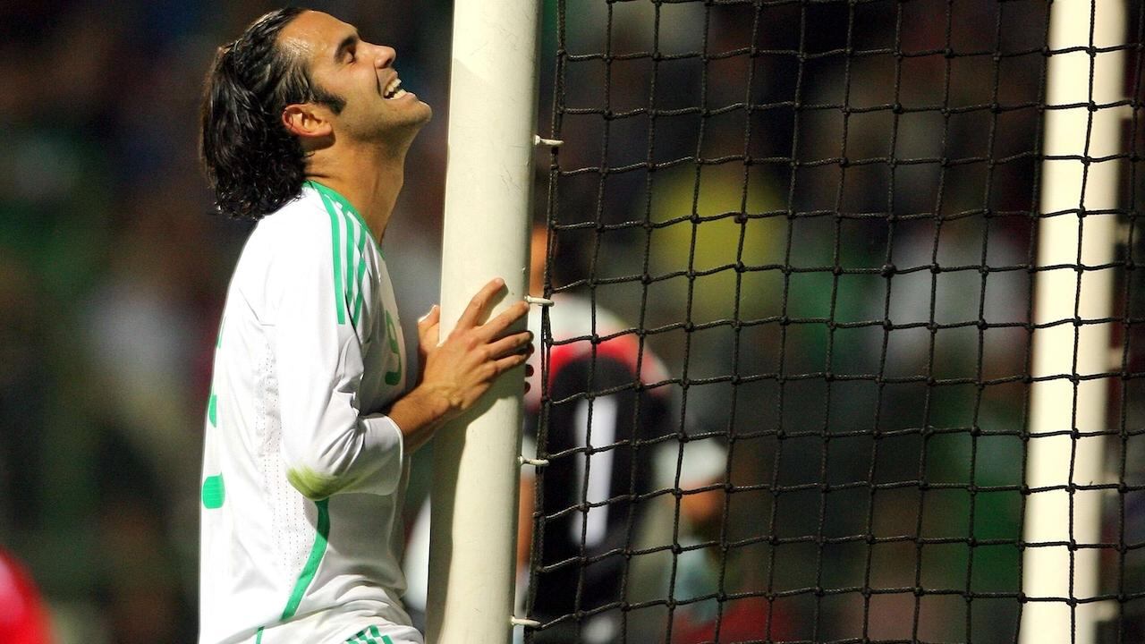 Santiago Fernández con la Selección Mexicana.