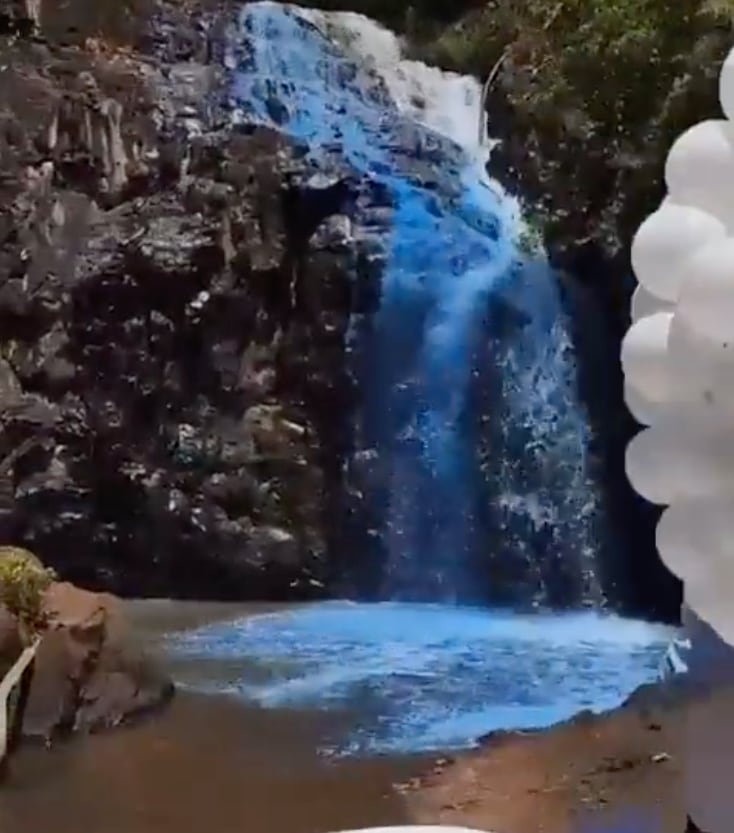 Gender reveal arruinó el río Queima-Pé,