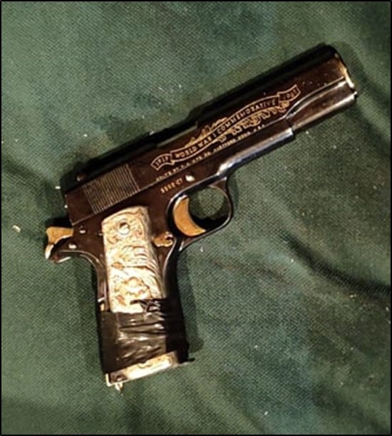 Arma conmemorativa de la Primera Guerra Mundial decomisada a ex integrante del CJNG