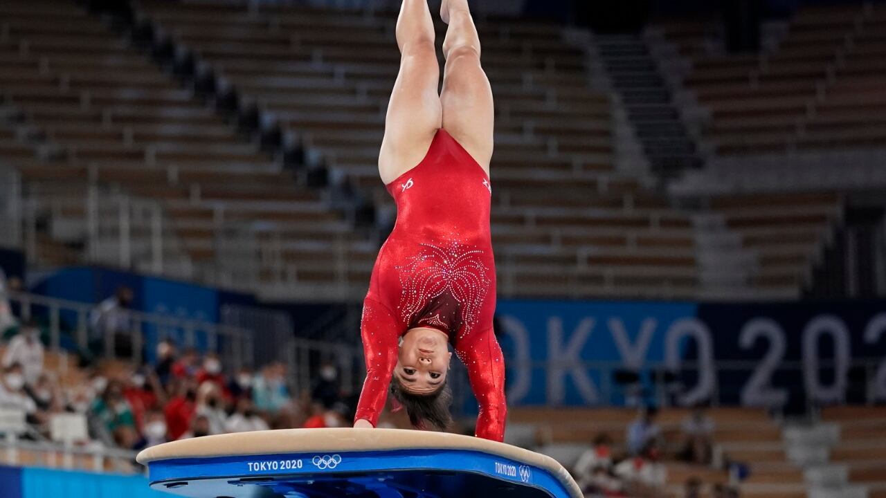 Gimnastas podrán competir con la cabeza cubierta