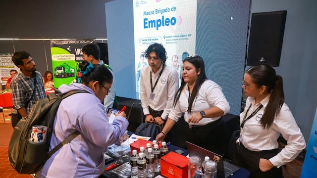 Monterrey realiza Macro Brigada de Empleo