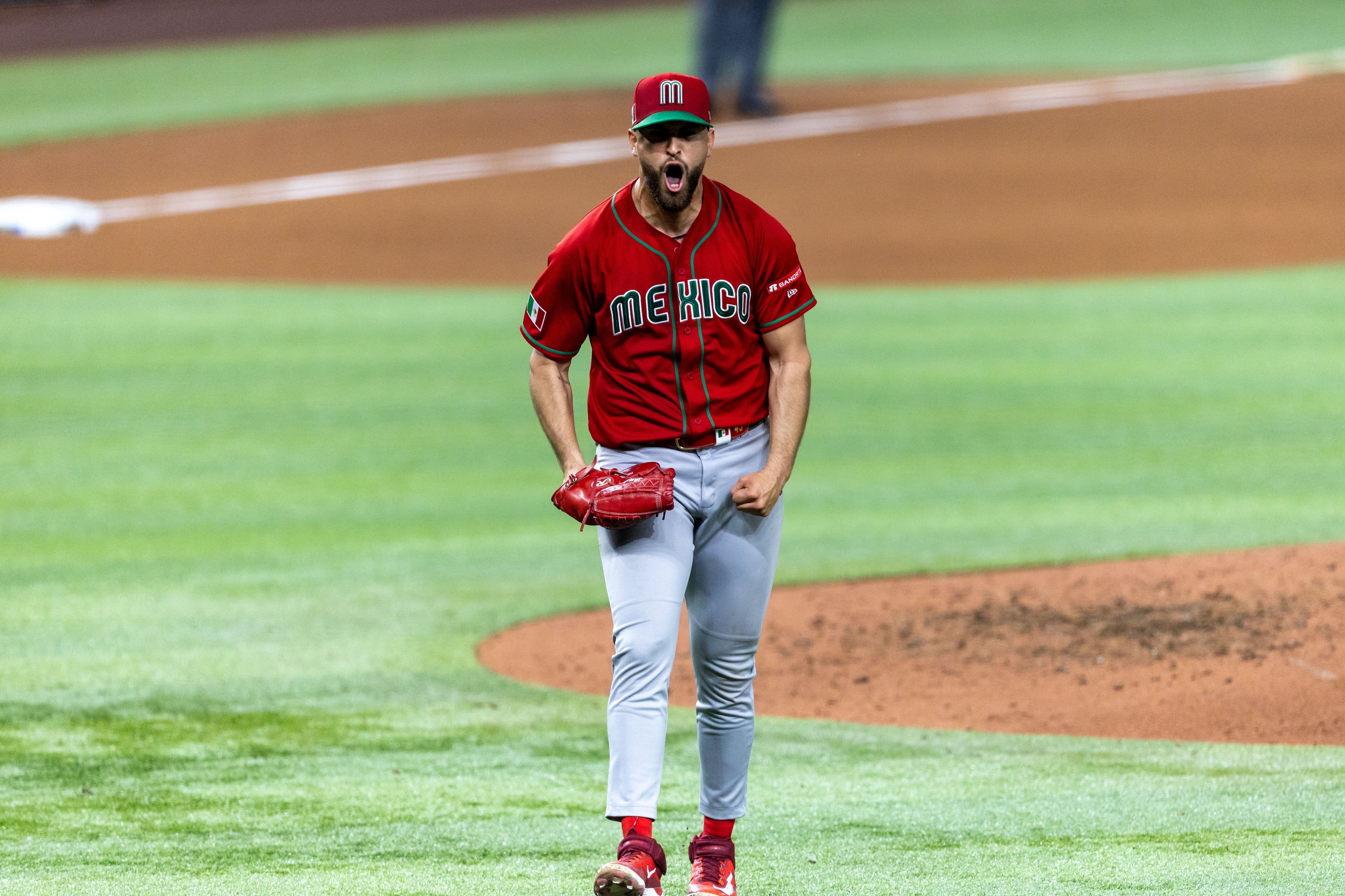 México logra la hazaña ante Japón y consigue la final del Clásico Mundial de Béisbol.