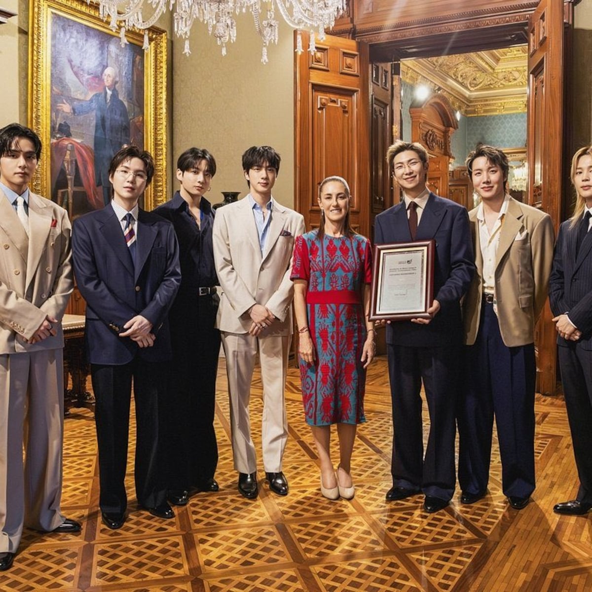 BTS en México y la crisis de un país que se distrae mientras arde