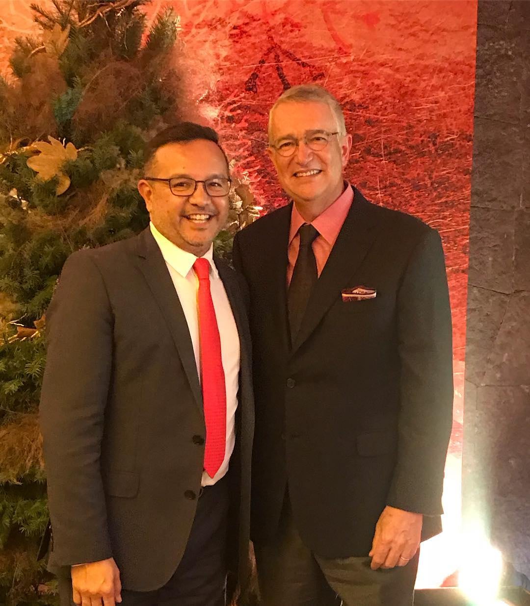Adrián Patiño y Ricardo Salinas Pliego