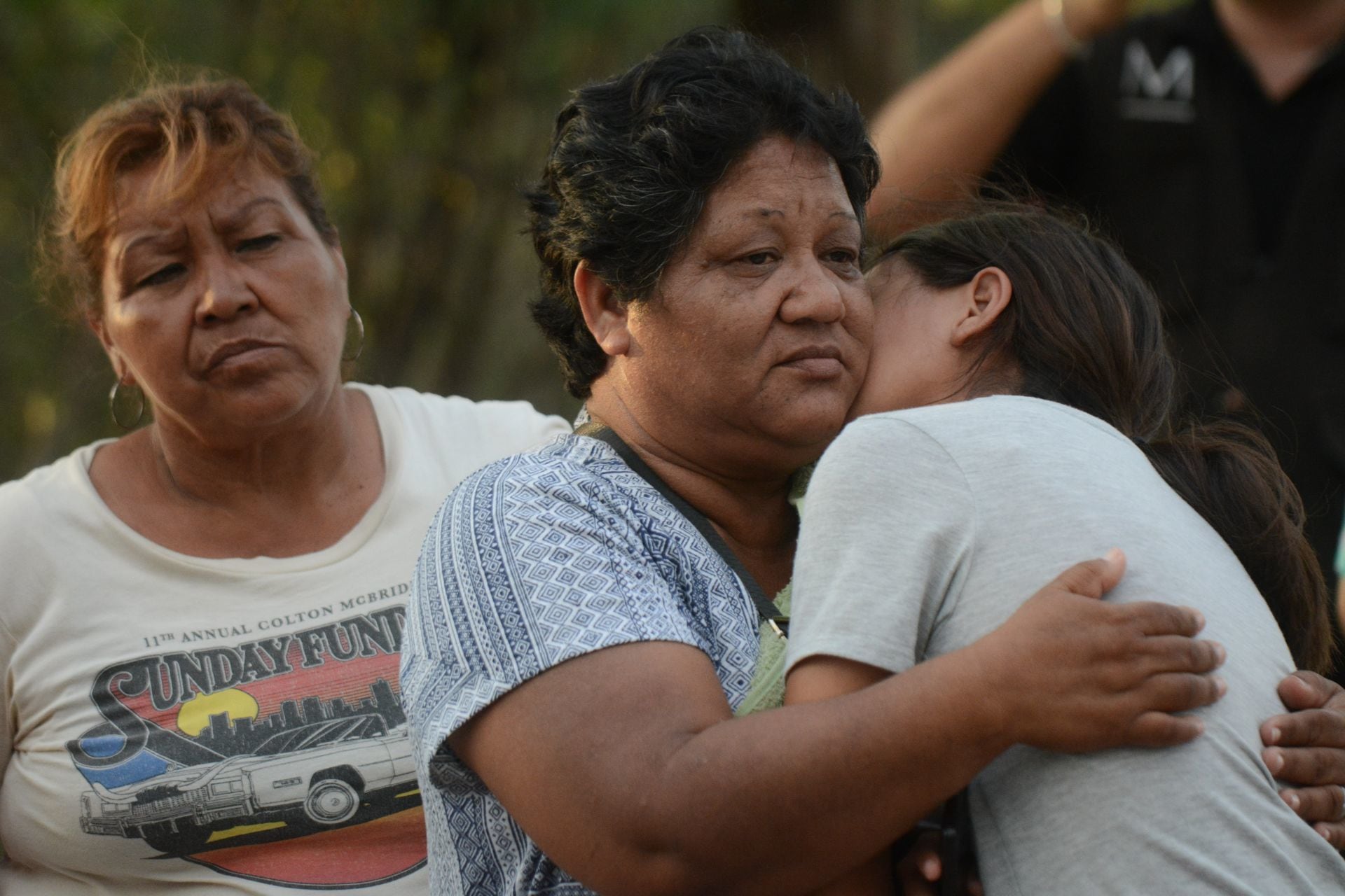 Familiares de mineros atrapados en Coahuila