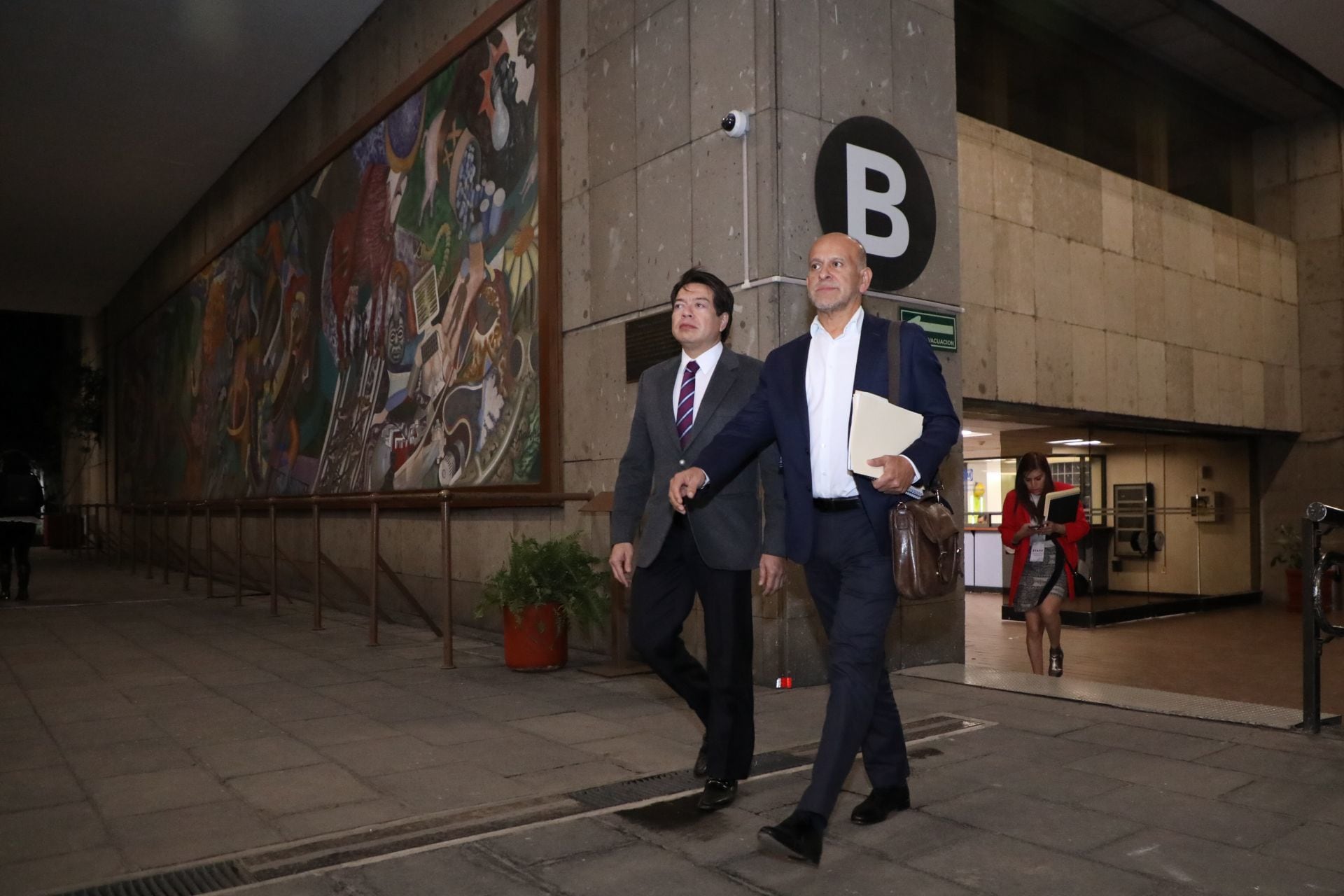 Mario Delgado presidente de morena y Juan Antonio Ferrer Aguilar, director del Instituto de Salud para el Bienestar (INSABI)