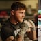 Canelo Álvarez amenaza a Lionel Messi tras pisotear la playera de la Selección Nacional
