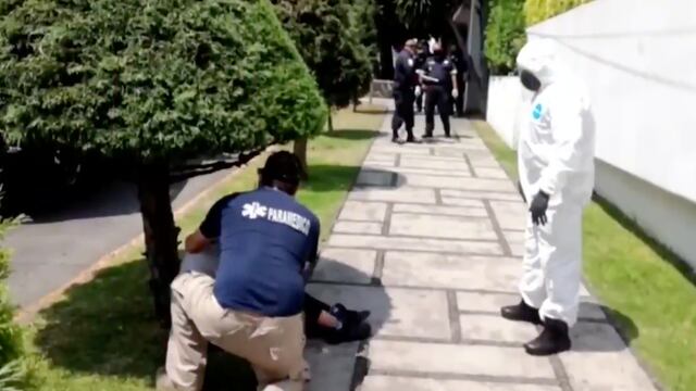 Mujer con síntomas de Covid-19