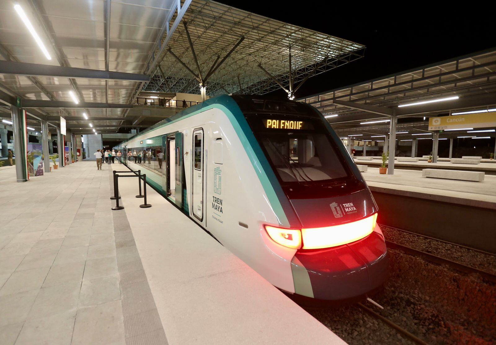 AMLO inaugura segundo tramo del Tren Maya