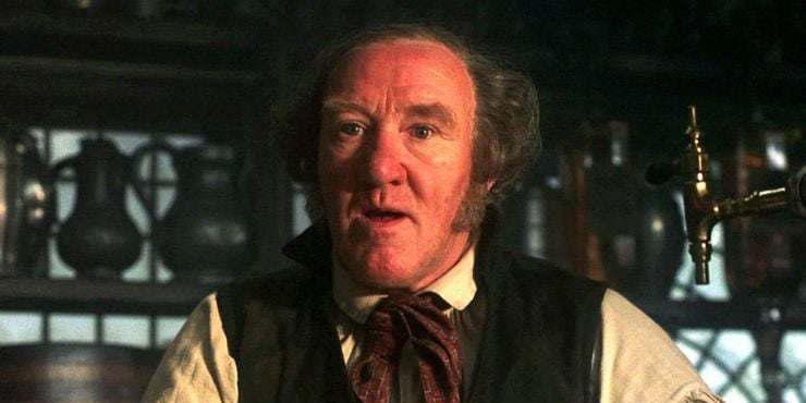 Derek Deadman como Tom en 'Harry Potter'