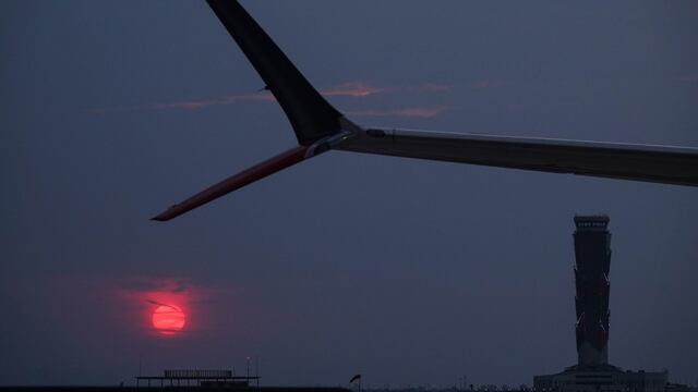 Puesta de sol desde las inmediaciones del Aeropuerto Internacional Felipe Ángeles (AIFA)
