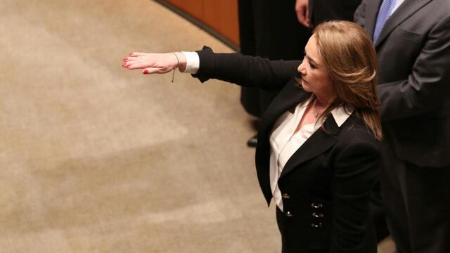 La carrera de la ahora Ministra no es corta,