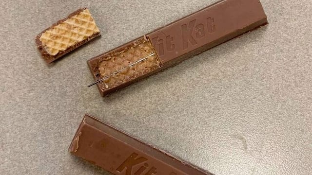 Hallan aguja en chocolate de EU