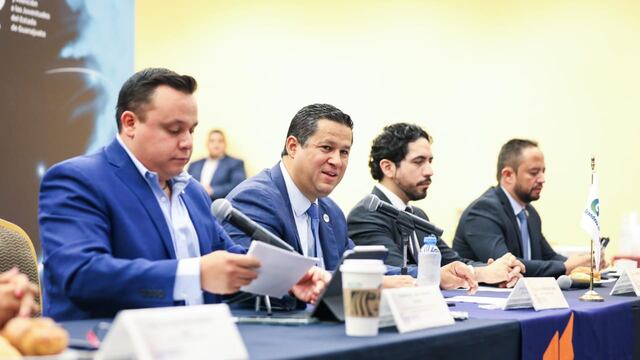 El gobernador del Guanajuato, Diego Sinhue Rodríguez, aseguró que, en Guanajuato,se trabaja para más espacios a la juventud para su desarrollo integral.