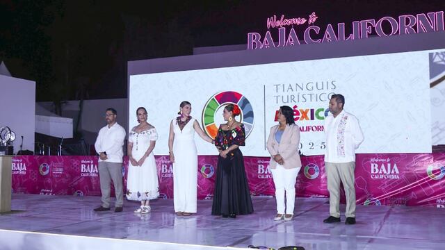 Entregan estafeta del Tianguis Turístico a Baja California