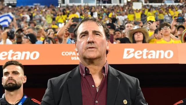 Néstor Lorenzo, el entrenador argentino que dirige a la Selección Colombia.
