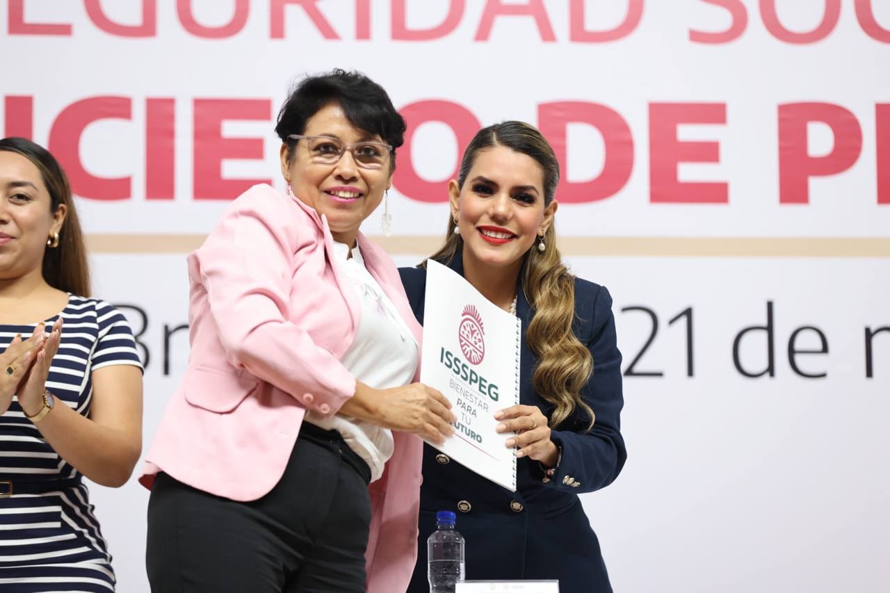 Evelyn Salgado entrega pagos de pasivos desde 2018 a mil 284 jubilados del ISSSPEG Guerrero