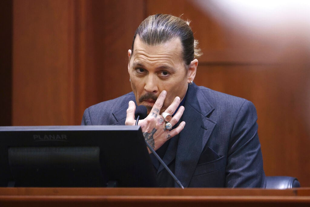 Johnny Depp durante el juicio