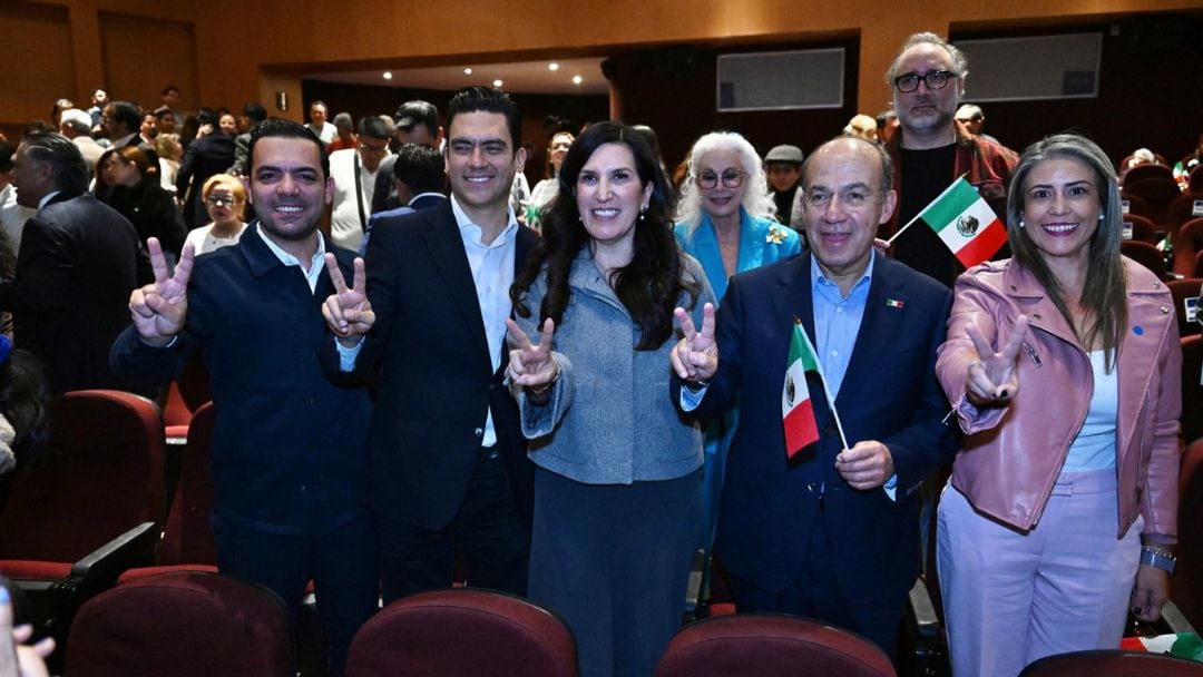 Felipe Calderón vuelve a escena en México después del relanzamiento del PAN
