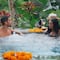 Bárbara de Regil calló así a Bernardo Flores quién creyó que por su bikini lo seducía en Secretos de Parejas