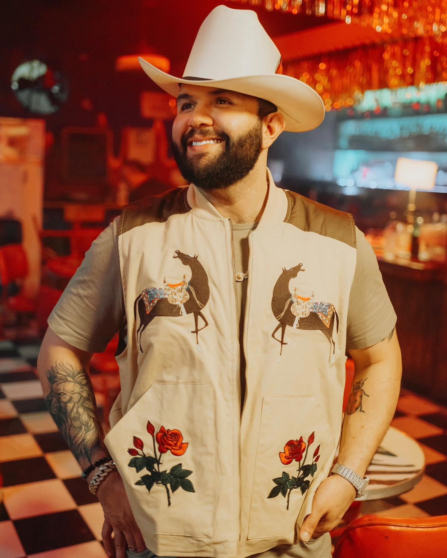 Carin León, cantante.