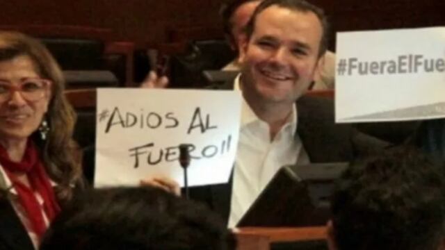Morena debe comenzar a legislar con honestidad y sin darle atole con el dedo a un pueblo que confió el pasado 1 de julio en las urnas.