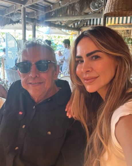 Aylín Mujica junto a su papá