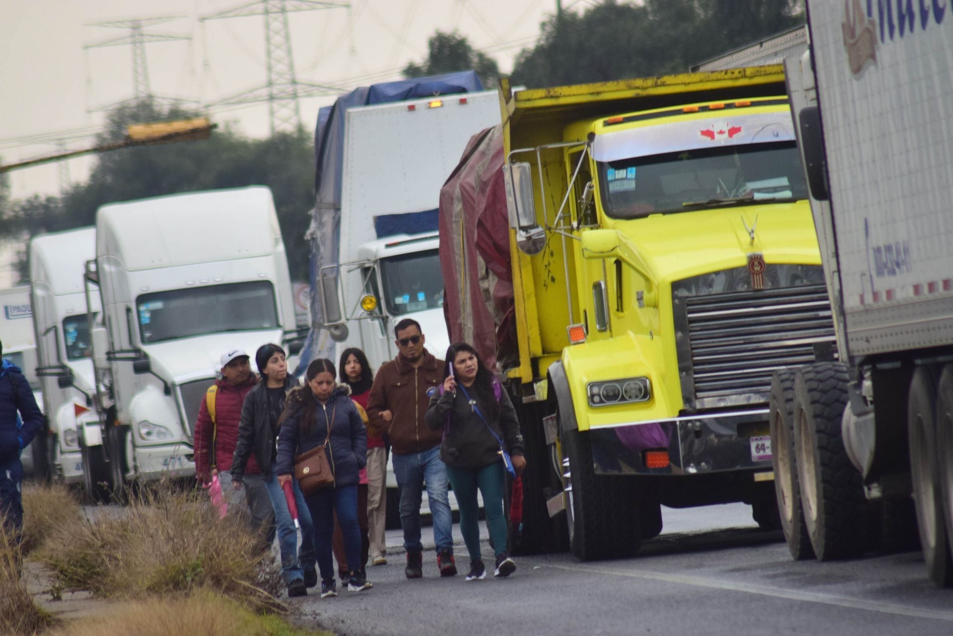 CANACAR suma a otras organizaciones transportistas a su paro nacional del 26 de octubre