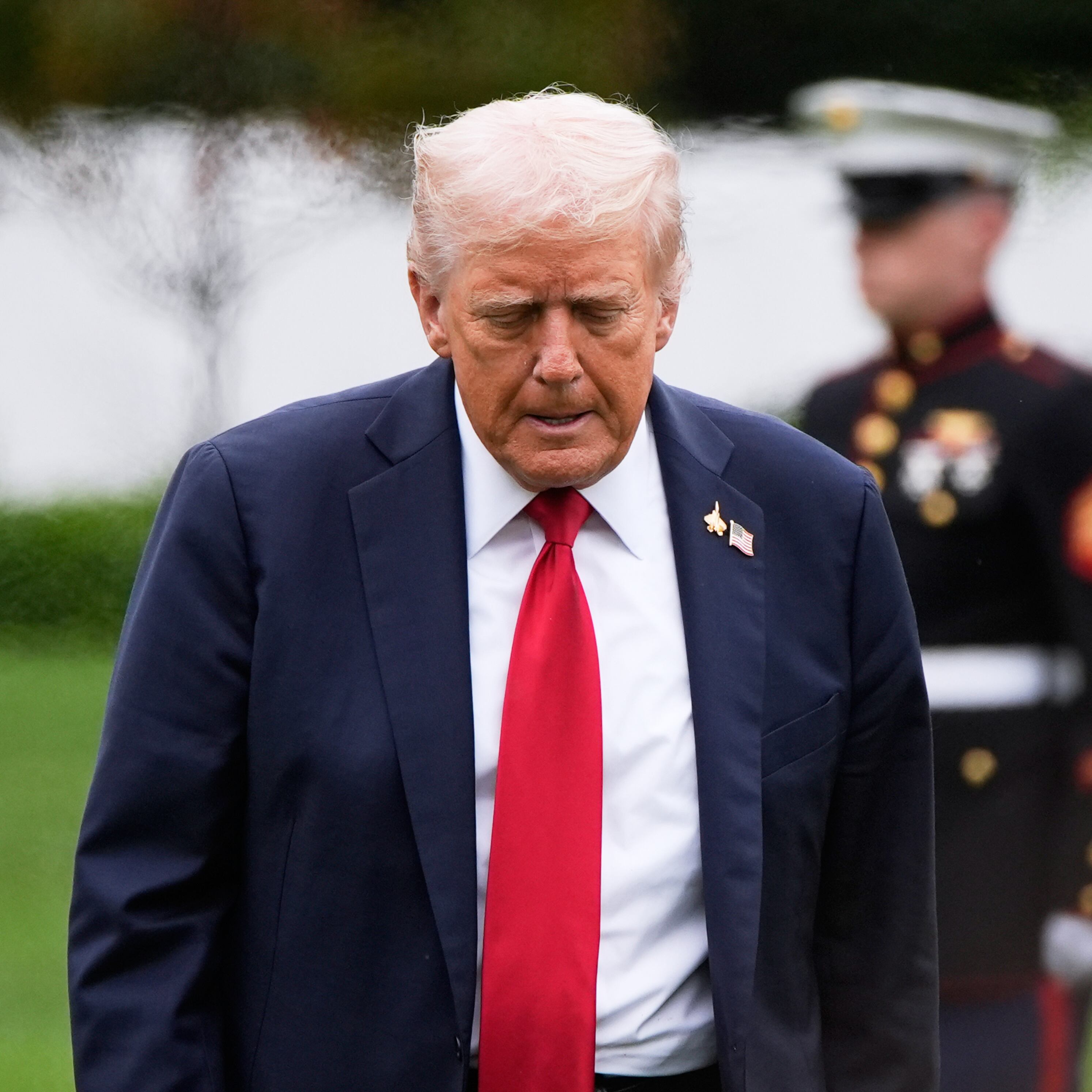 Trump: candil del mundo y oscuridad en Estados Unidos