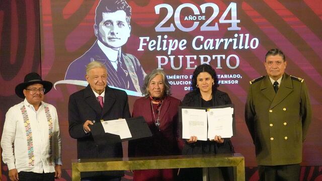 AMLO firma decreto de reforma de la Guardia Nacional y Pueblos Indígenas