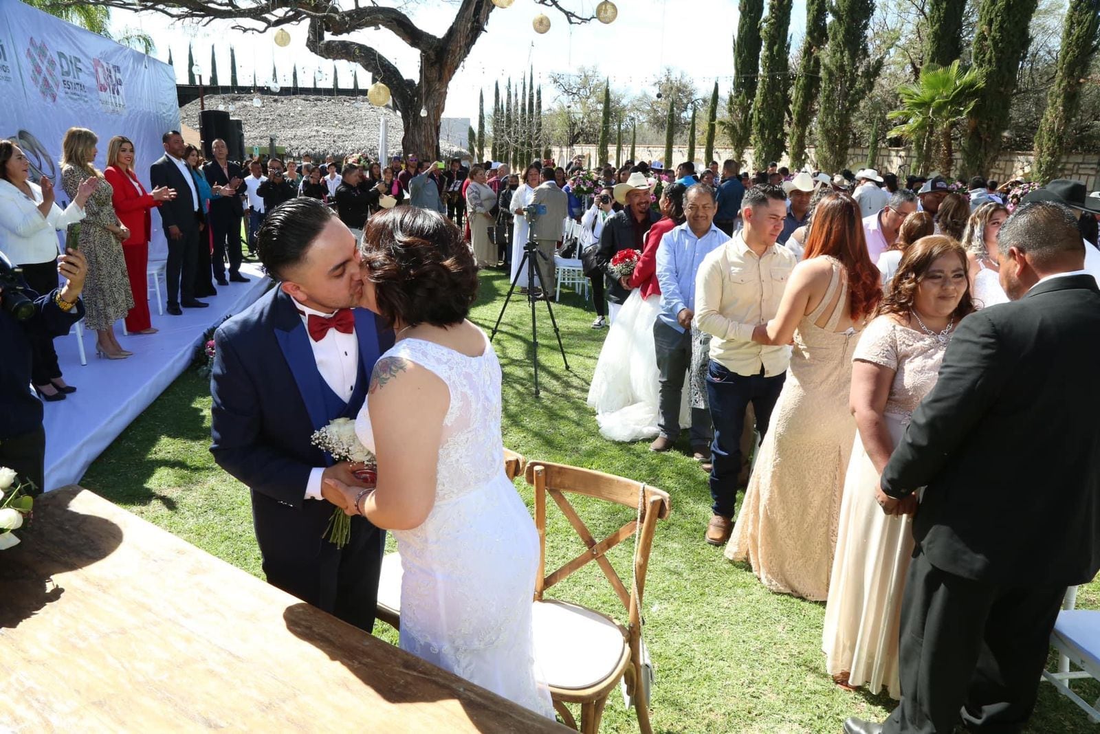 Campaña de matrimonios colectivos
