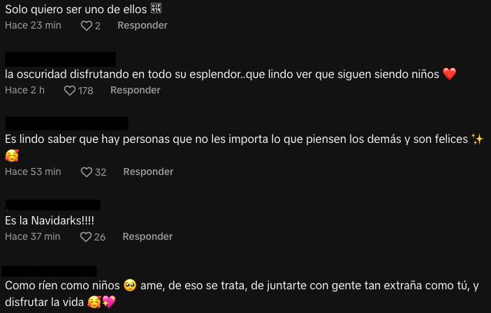 Usuarios de TikTok aplauden a los darketos yendo por su foto con Santa Claus en Perisur.