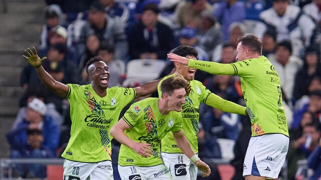 gustavo Ferrareis en el Rayados vs Puebla.
