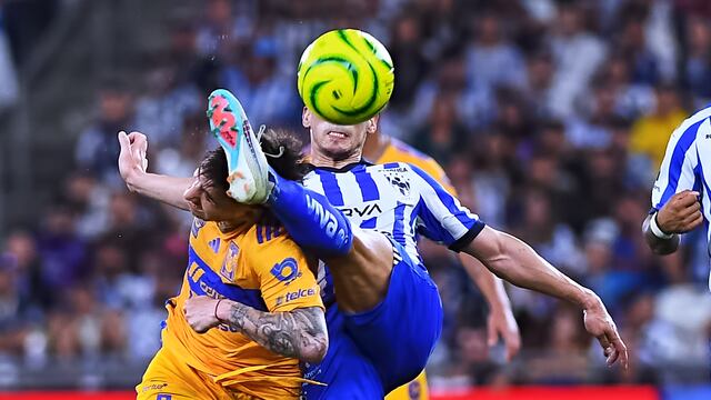 Jugadores de Club Tigres y Rayados de Monterrey fueron vistos en partido de tenis