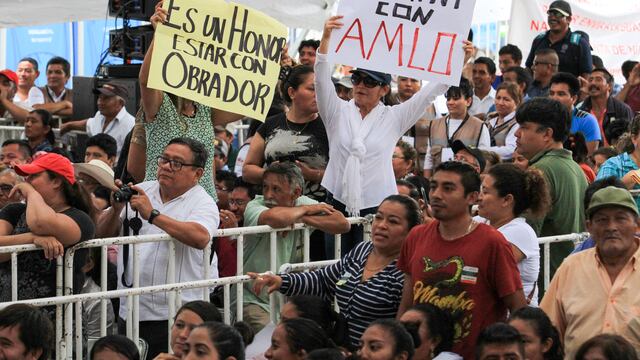 Mitin en Campeche de AMLO para avances den Tren Maya.