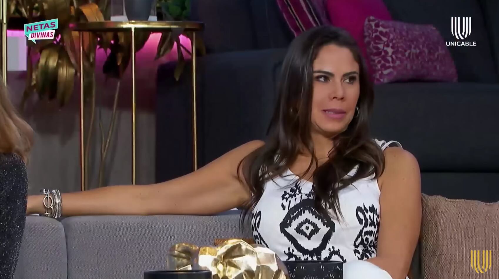 Paola Rojas en Netas Divinas