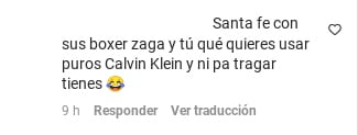 Los fans de Santa Fe Klan admiran su ropa interior