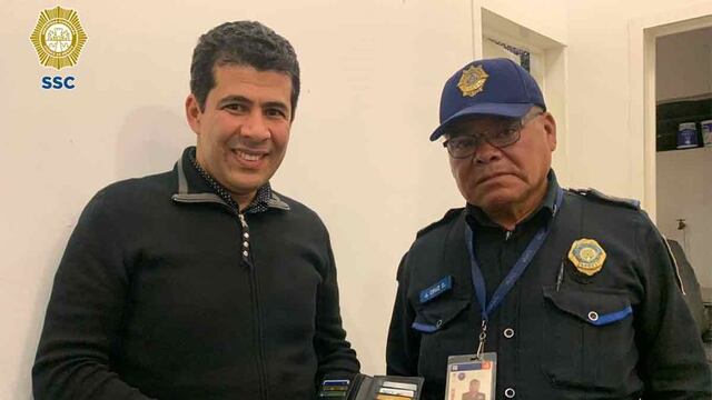 Cartera entregada en la Línea 4 del Metrobús